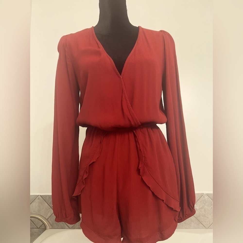 Forever 21 Longsleeve Short romper